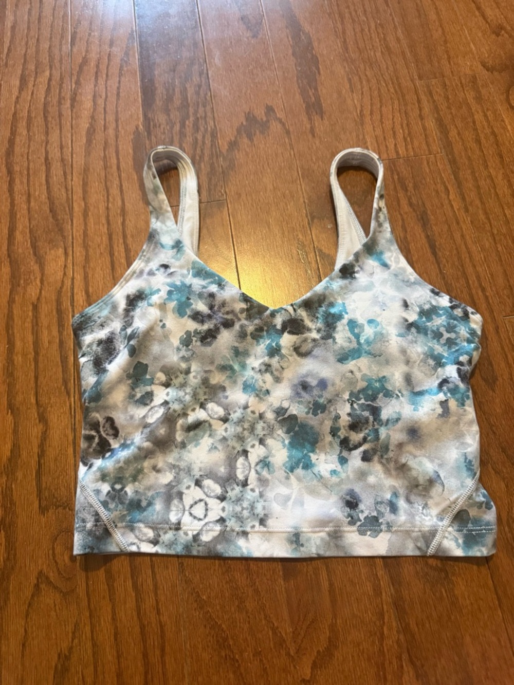 lululemon athletica Align tank top Kaleidofloral Multi EUC size 6 - Picture 7 of 12